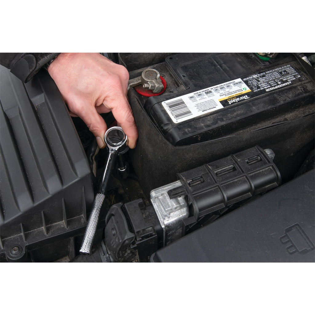 40-Piece SAE and Metric Socket Wrench Set T686