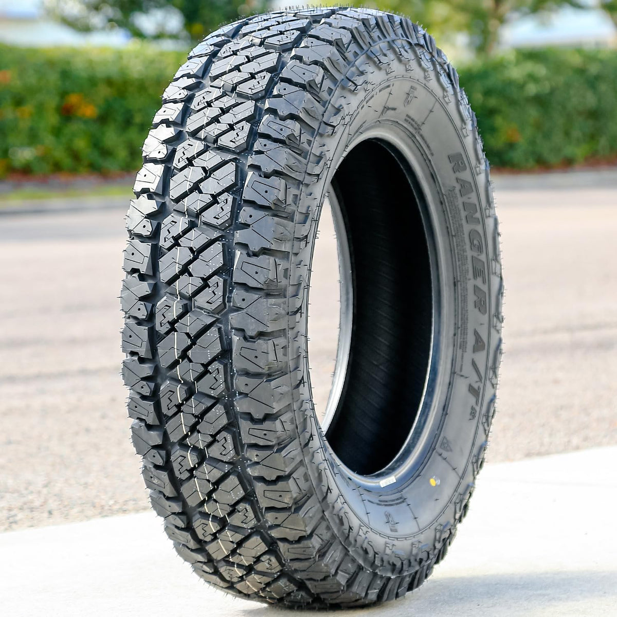 All Terrain 265/70R18 116T Tire L186980